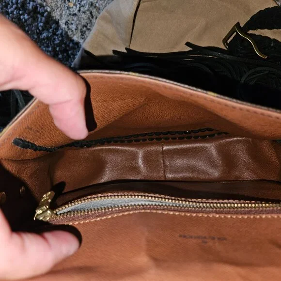 LV World Traveler Bag - Vintage Boho Bags - Picture 4 of 5